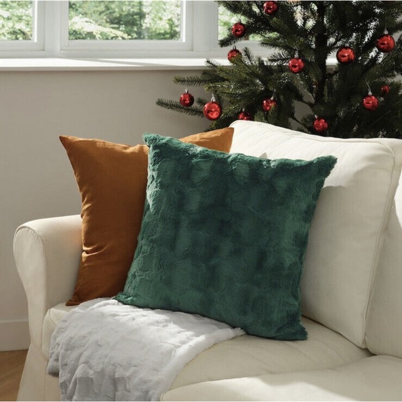 IKEA SPÖKSÄCKMAL SPOKSACKMAL Cushion Cover, Green Fur, 20"x20" (905.666.21) NEW - Picture 2 of 4